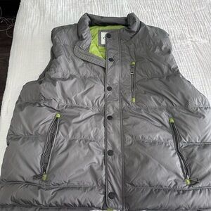 Orvis Gray and Green Puffer Vest